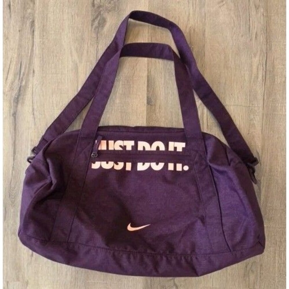 Nike Gym Club Duffel Bag Purple Heather Just Do It Travel Training 24L Medium